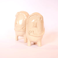 NÃO SOU RITA - 'Hug Couple' Ceramic Art