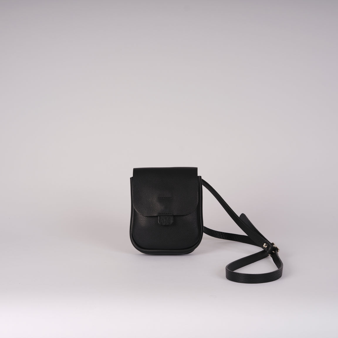 Kate Sheridan - Half Orbed Tab Bag - Black