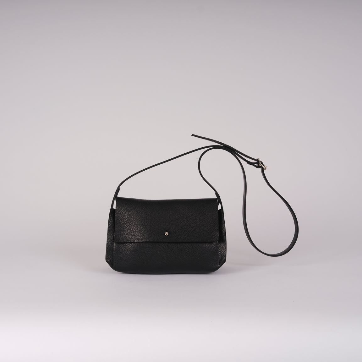 Kate Sheridan - Pleat Bag - Black