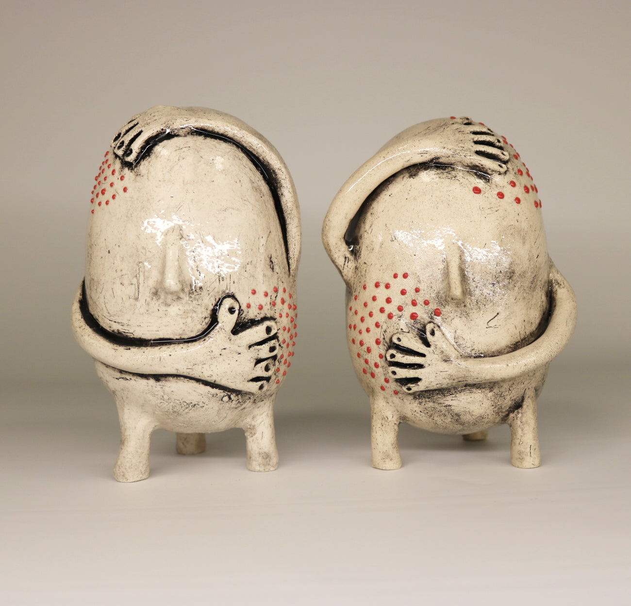 NÃO SOU RITA - 'Eggypop Hug'