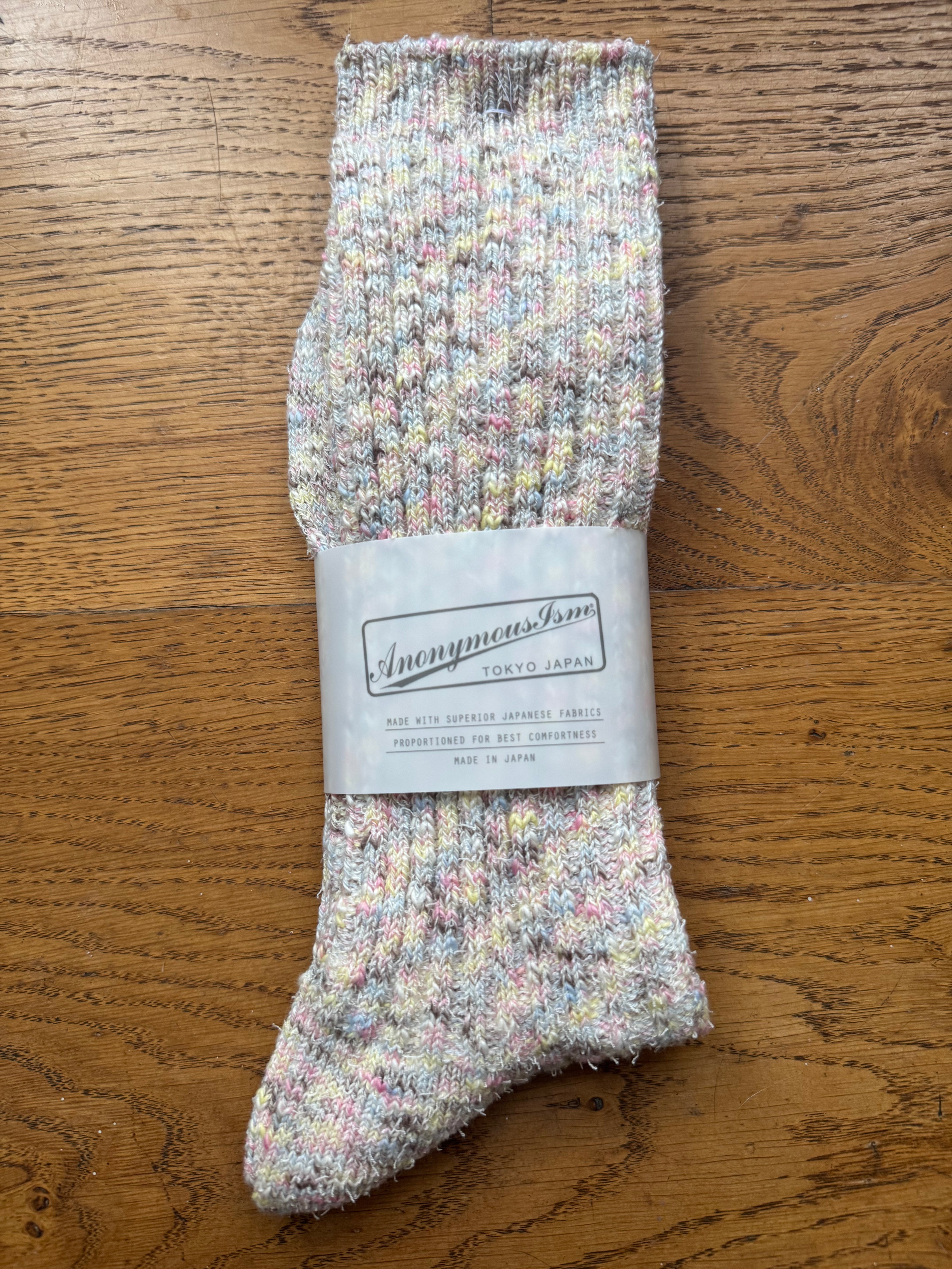 ANONYMOUS ISM - Homespun Art Yarn Socks - Pale Pinks
