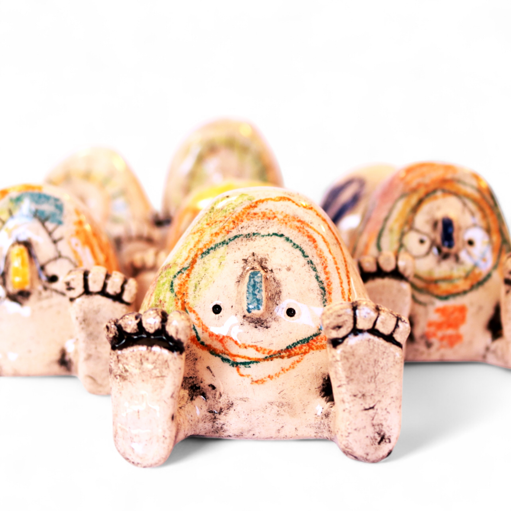 NÃO SOU RITA - 'Doing Nothing' Ceramic Art