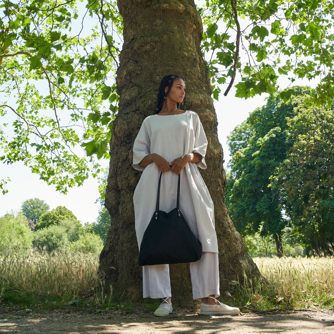 Kate Sheridan - Midi Tote - Black