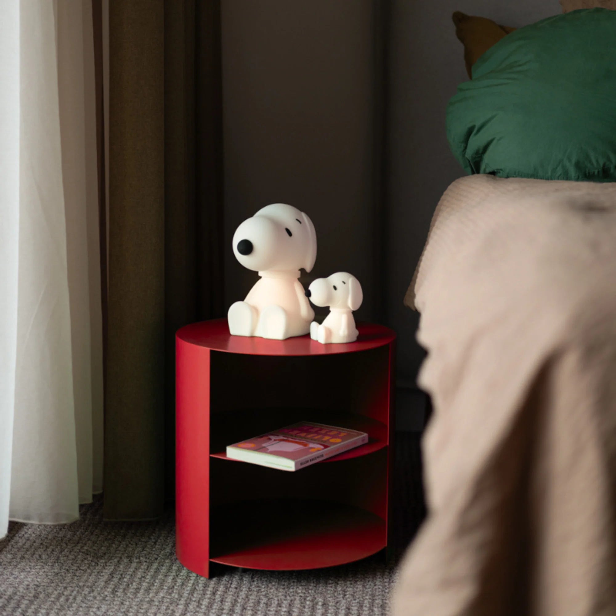 Mr Maria x Snoopy 'First Light' Lamp - White