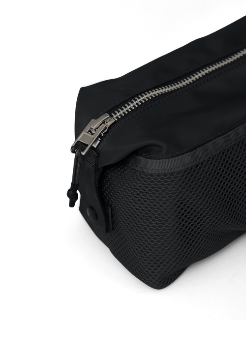 AY Studios - Wash Bag - Black