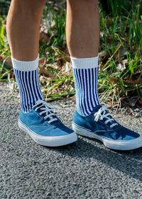 ROTOTO - Vertical Stripe Sock - White/ Royal Blue